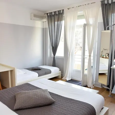 Hotel Cafe De Paris Capdenac-Gare