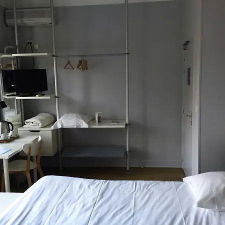 Cafe De Paris 2* Capdenac-Gare