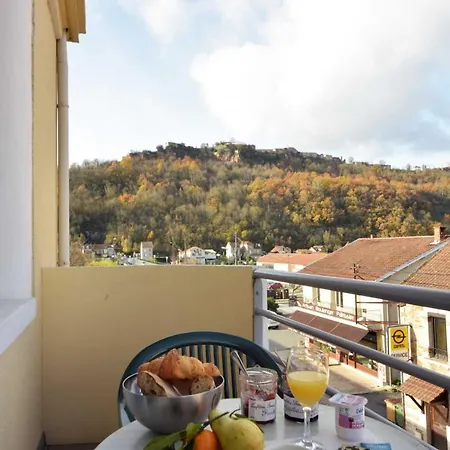 Ξενοδοχείο Cafe De Paris 2*